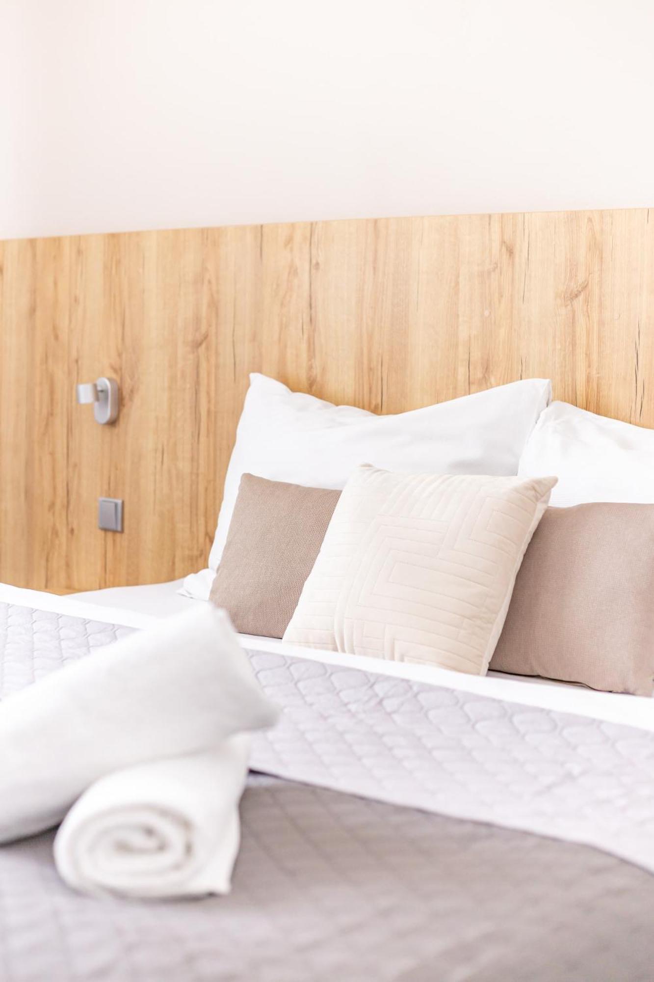 Hotel Snezne Εξωτερικό φωτογραφία