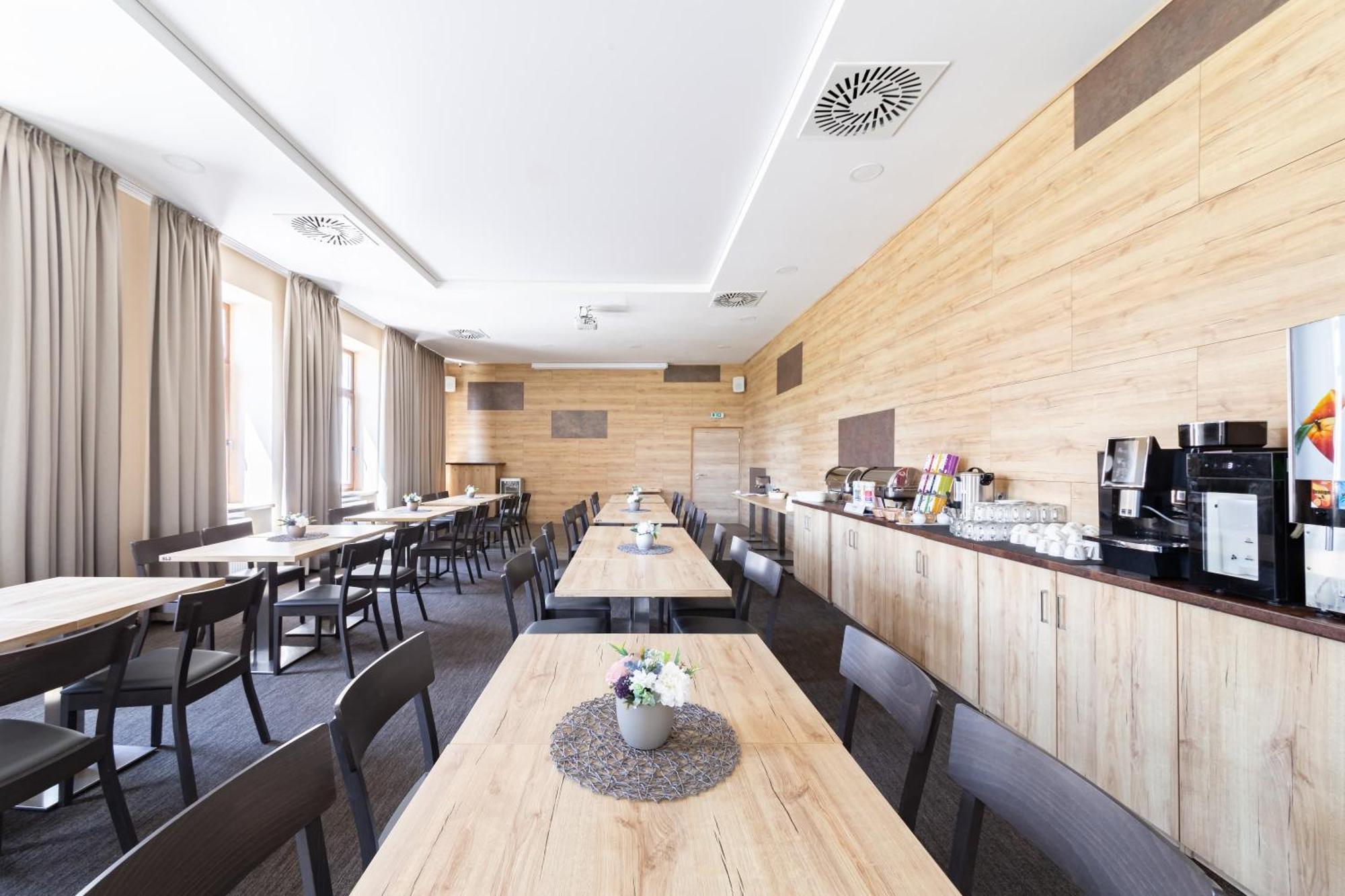 Hotel Snezne Εξωτερικό φωτογραφία