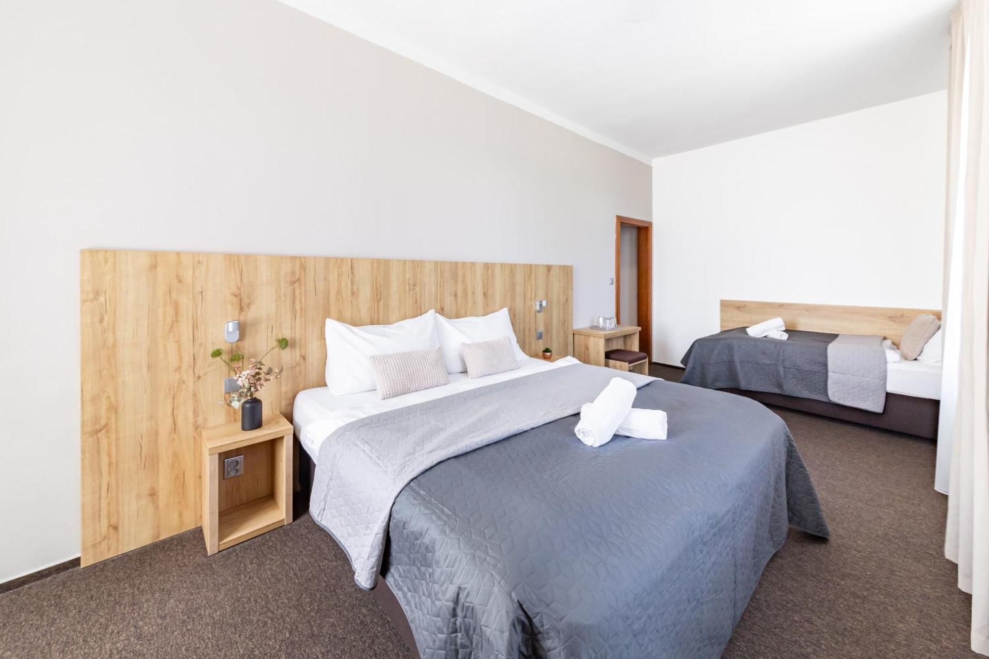 Hotel Snezne Εξωτερικό φωτογραφία