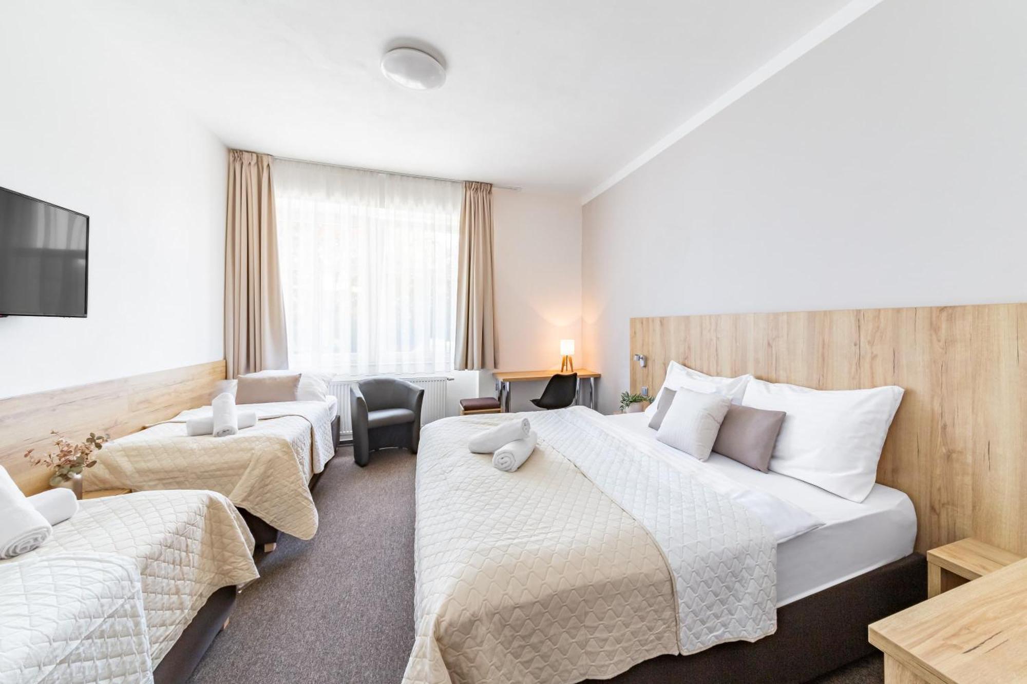 Hotel Snezne Εξωτερικό φωτογραφία