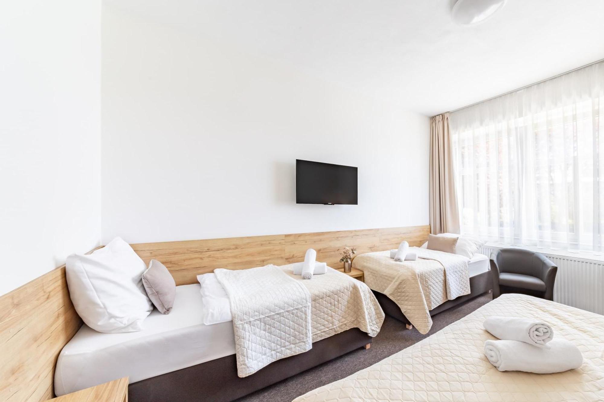 Hotel Snezne Εξωτερικό φωτογραφία